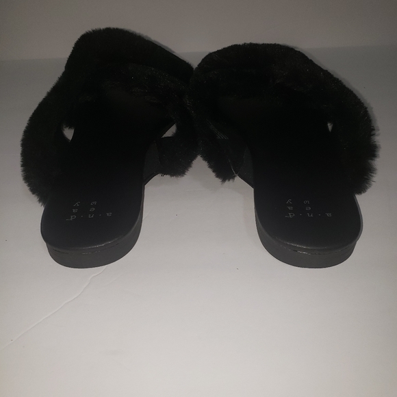 NWOB A New Day Faux Fur Slide On Sandals - Picture 7 of 10